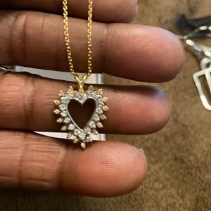 1ct. Diamond heart woman’s pendant.
